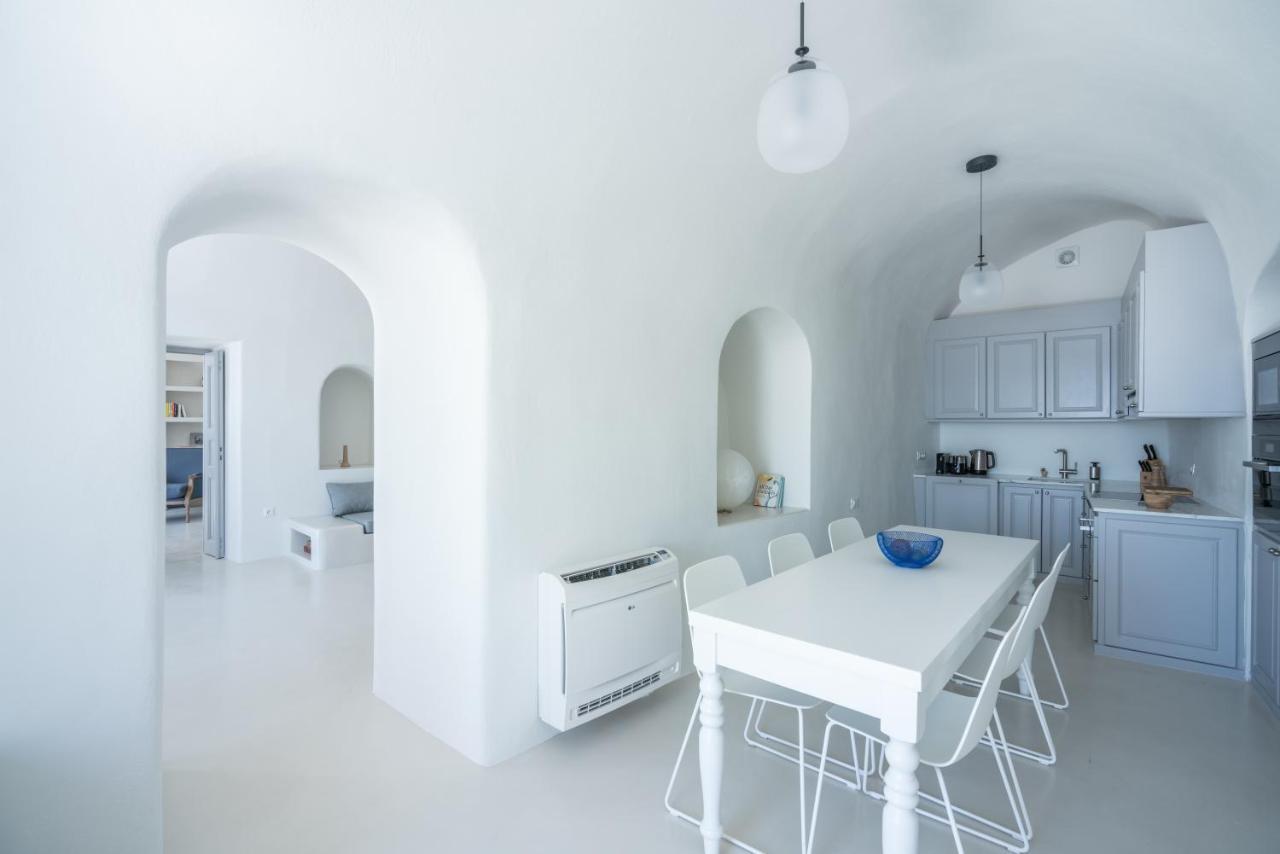 Inspire Santorini Luxury Villas Fira  Exterior foto
