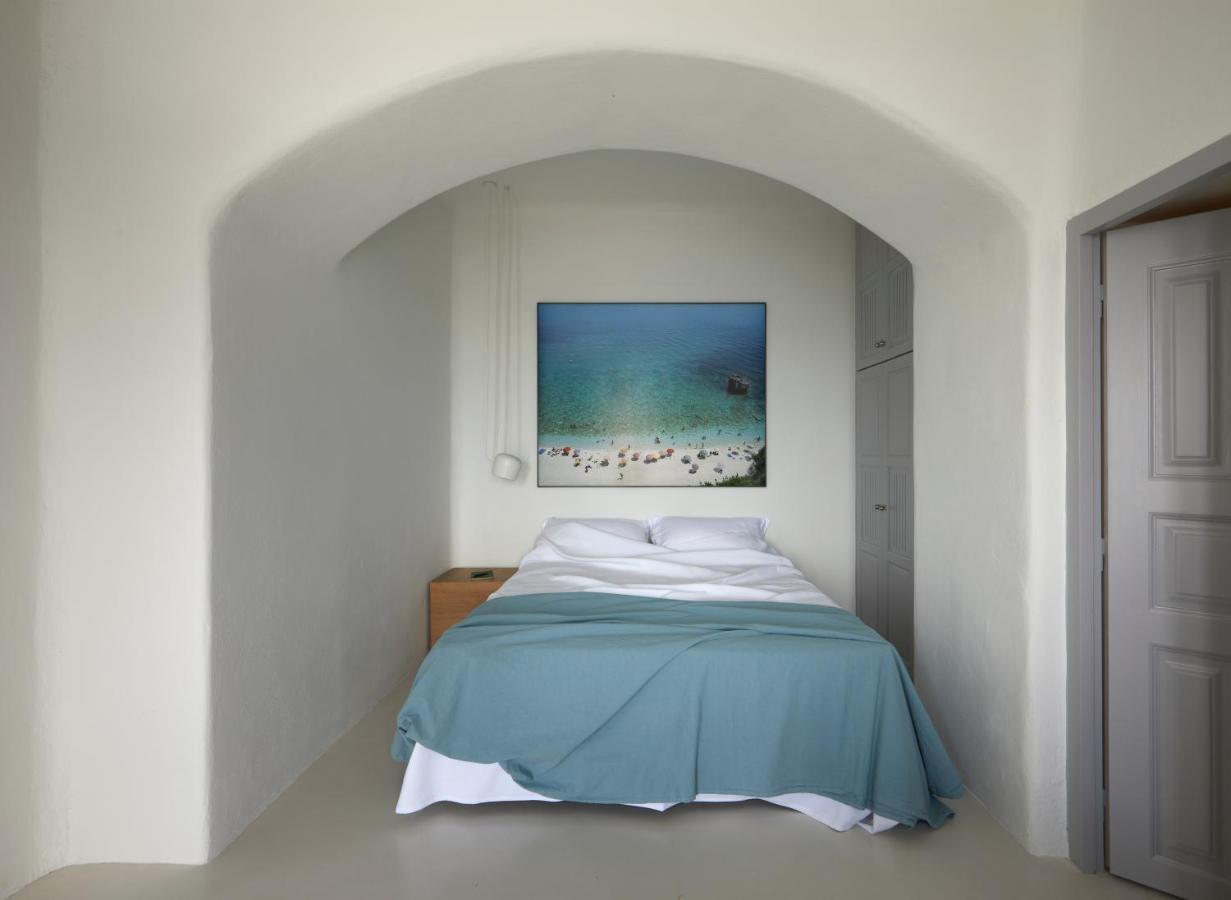 Inspire Santorini Luxury Villas Fira  Exterior foto